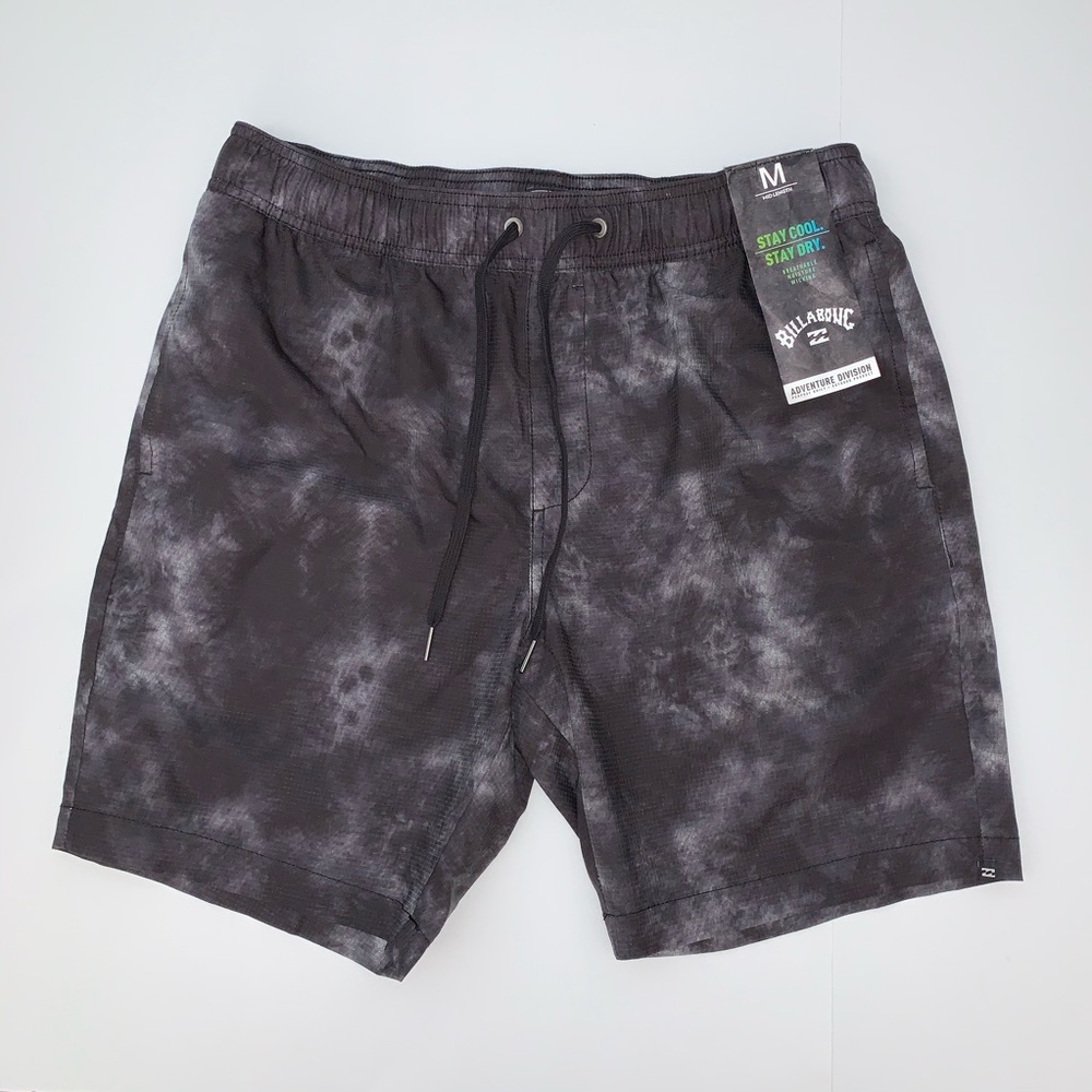 Billabong Men’s Surftrek Perf Elastic Shorts - NWT